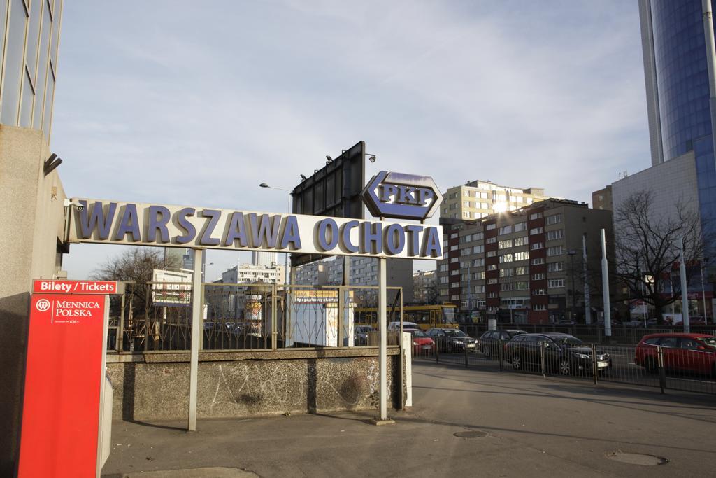 Magnetic Apartment Jerozolimskie B Варшава Экстерьер фото